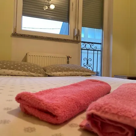 Apartman Mbm Stan Na Dan